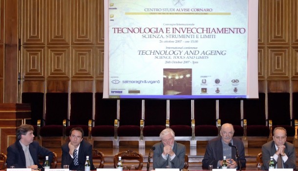 TECNOLOGIA E INVECCHIAMENTO.SCIENZA, STRUMENTI E LIMITI